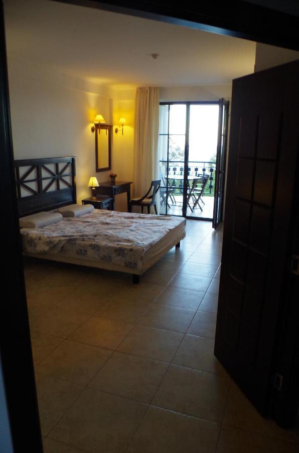 Beautiful 1St-Line Seaview Private Appartement In The Cliff Resort 오브조르 외부 사진